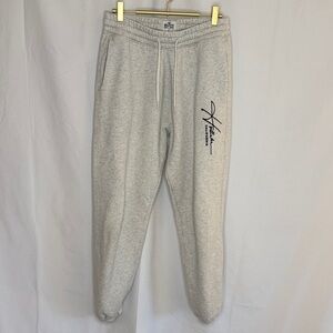 Hollister Men’s Must-Have Collection Light Heather Gray Joggers Sweatpants Small